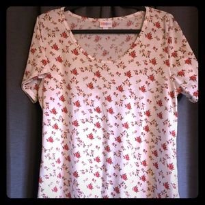Lularoe EUC Floral Classic T - size large